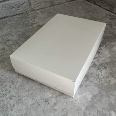 Коробка для зефіру, еклерів / 250х170х60 / біла / без вікна