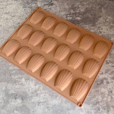 Форма силіконова "Мушля-мадлен" / планшет / 18 шт.