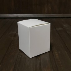 Коробка бонбоньєрка / 60х60х75 / біла / без вікна