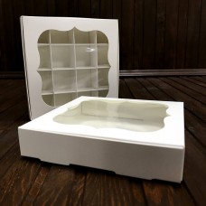 Коробка для цукерок, печива / 150х150х30 / біла / вікно